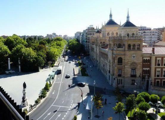 Espacios Blanco Santiago - Con Parking. Apartment บายาโดลิด ภายนอก รูปภาพ