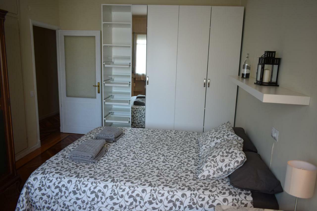 Espacios Blanco Santiago - Con Parking. Apartment บายาโดลิด ภายนอก รูปภาพ